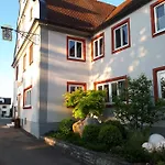 Landgasthof Zur Sonne ホテル 3*