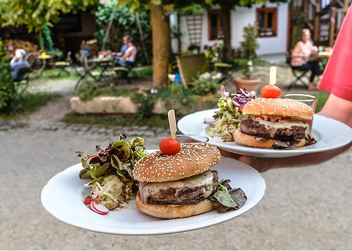 Landgasthof Zur Sonne Hotel Funfstetten